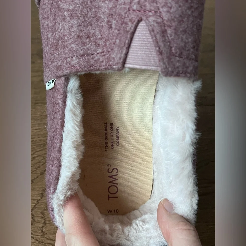 TOMS Embroidered Two Tone Felt Faux Fur Alpargata Shoes Size 10 Canyon Rose Pink